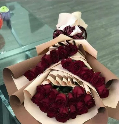 Fotografía de Ramo de 24 rosas
